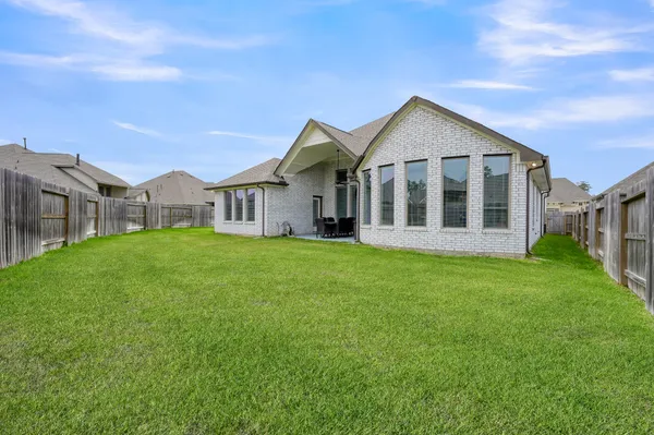 $580,000 | 32335 Noble Crk Drive, Conroe, TX 77385