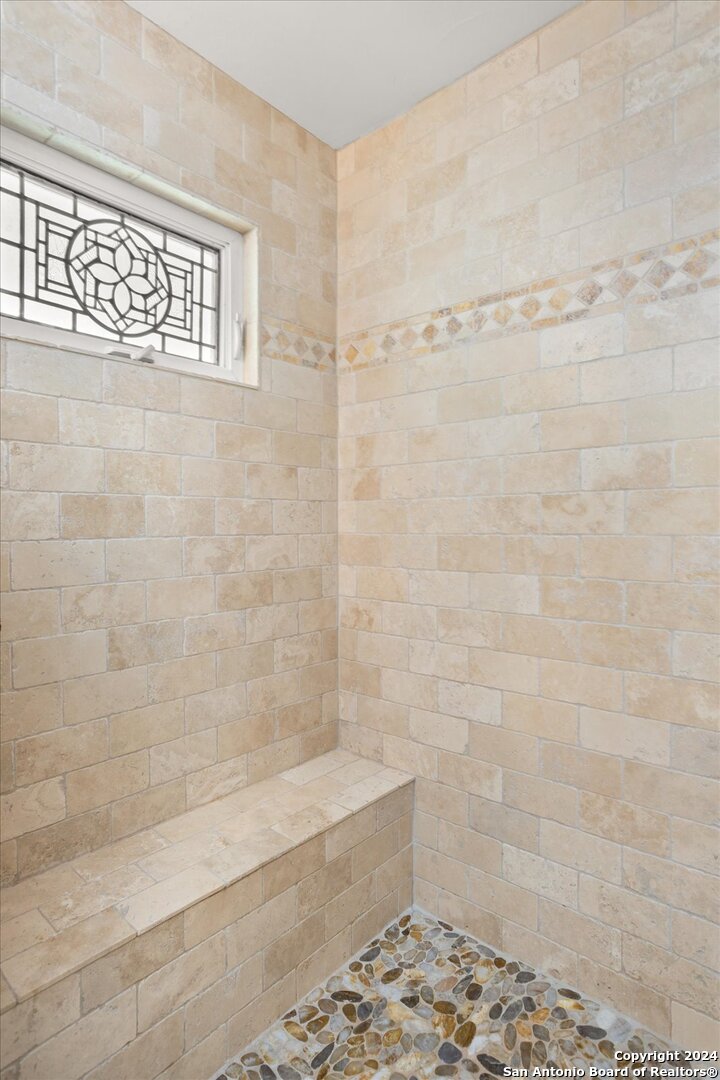 29715 Windchime Hill Fair Oaks Ranch, TX 78015 - Photo 29 of 50 a bathroom with a bathtub