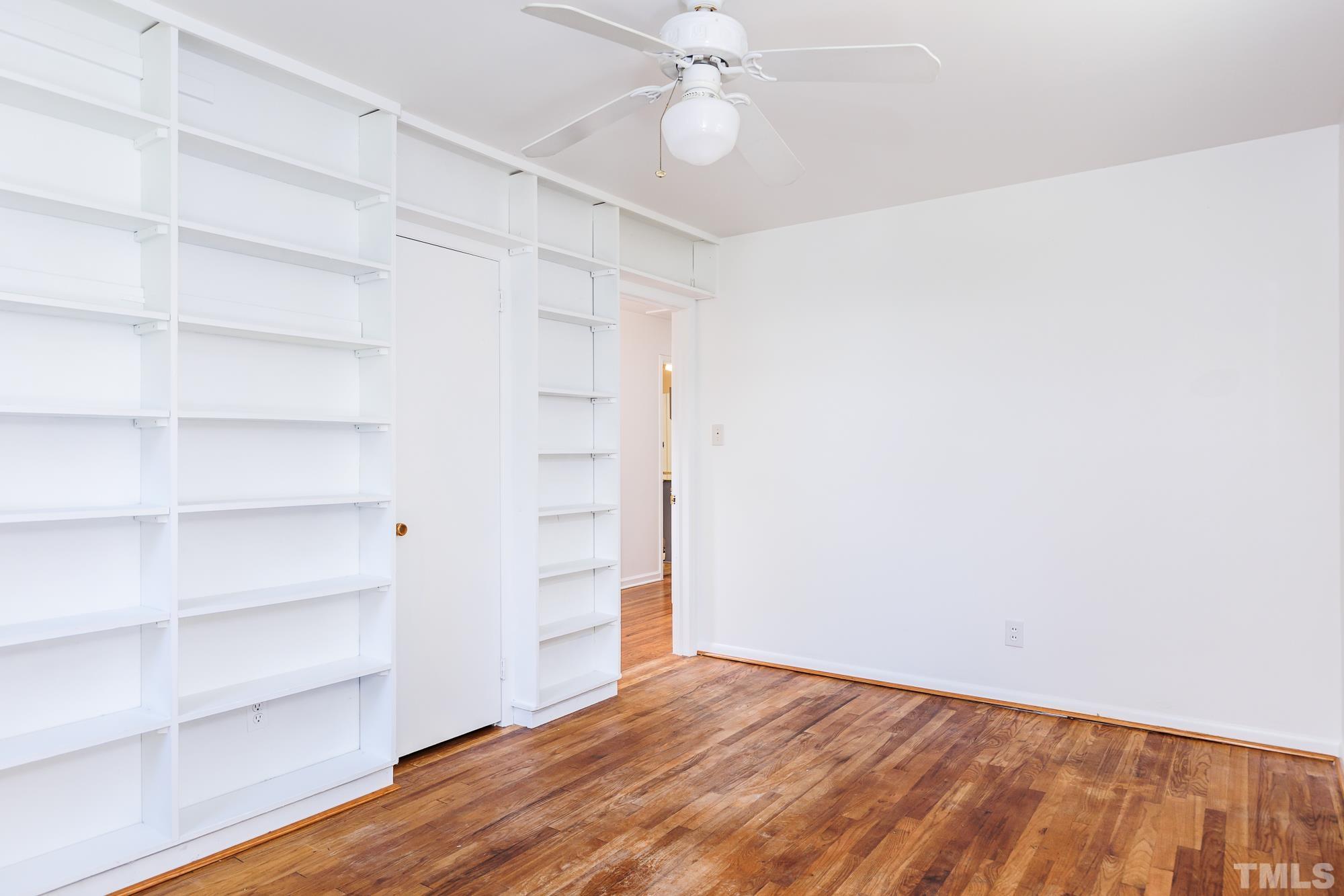 427 Ridgefield Road Chapel Hill, NC 27517 - Photo 18 of 39