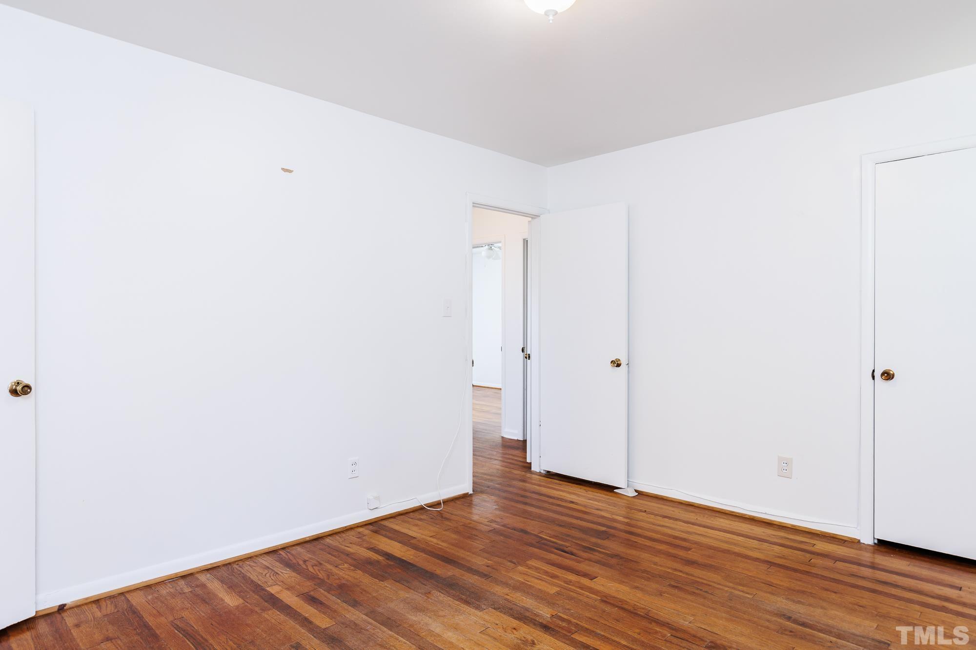 427 Ridgefield Road Chapel Hill, NC 27517 - Photo 20 of 39