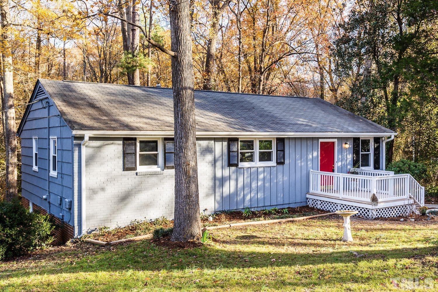 427 Ridgefield Road Chapel Hill, NC 27517 - Photo 2 of 39