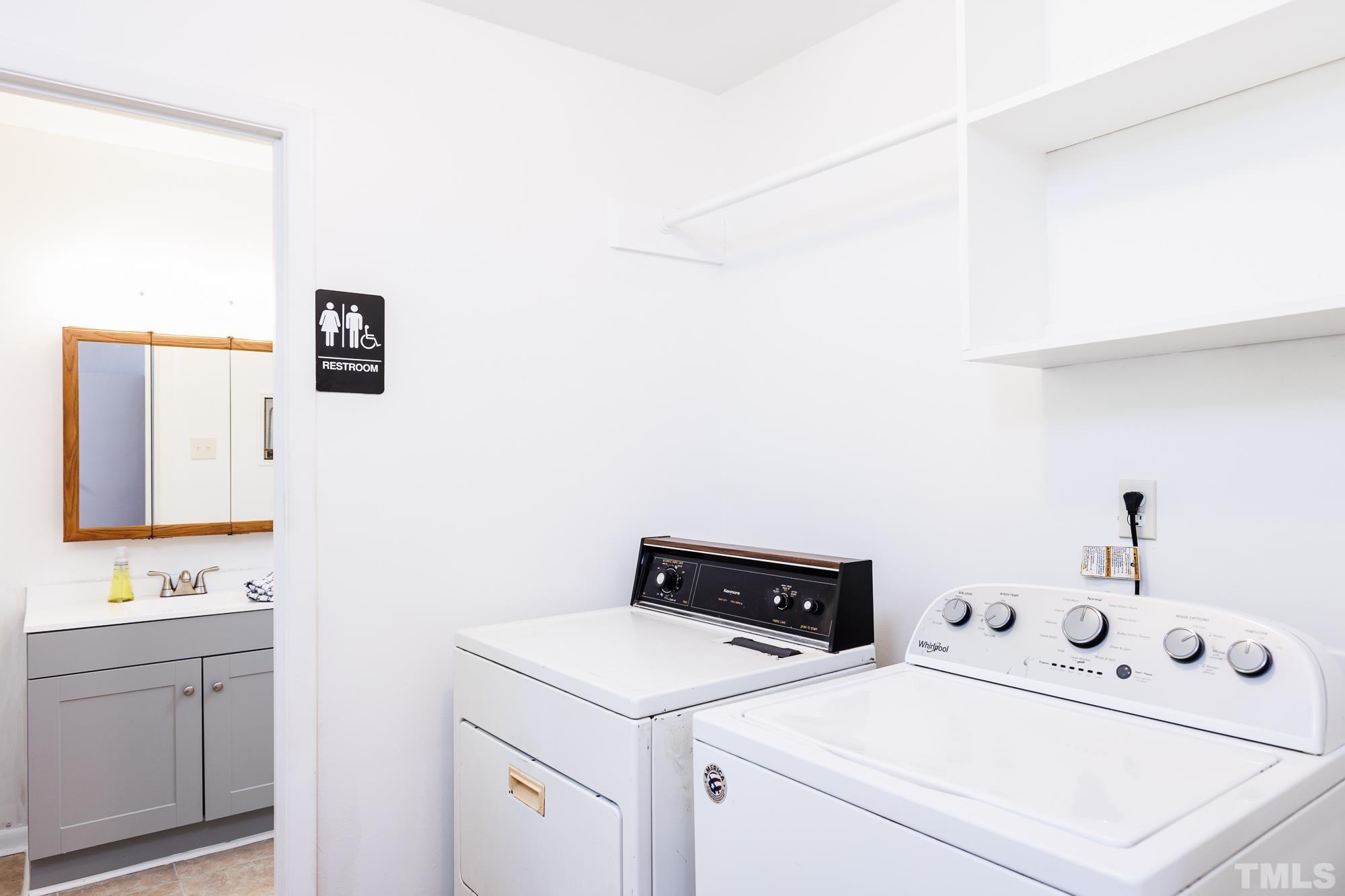 427 Ridgefield Road Chapel Hill, NC 27517 - Photo 21 of 39