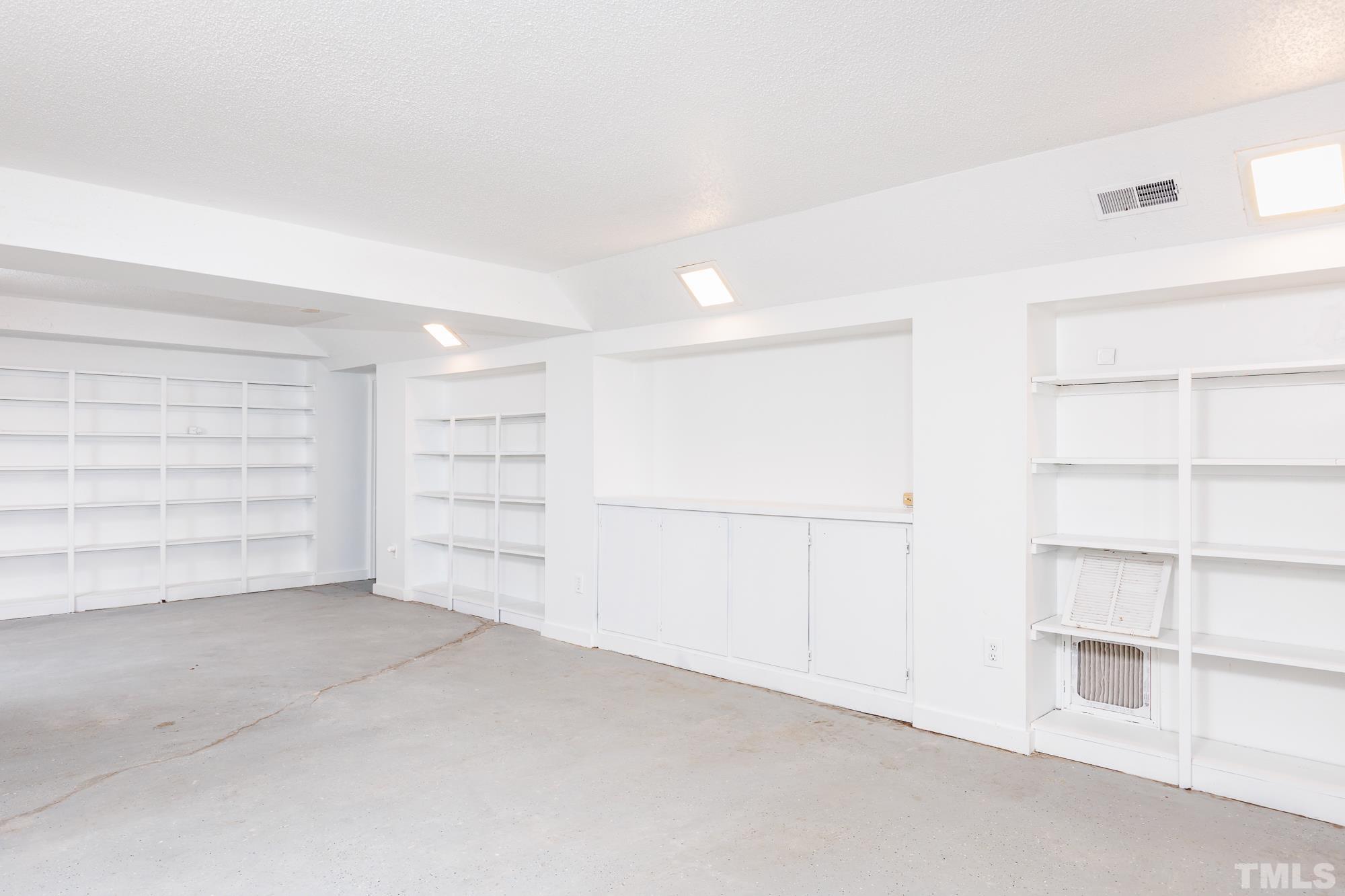 427 Ridgefield Road Chapel Hill, NC 27517 - Photo 26 of 39