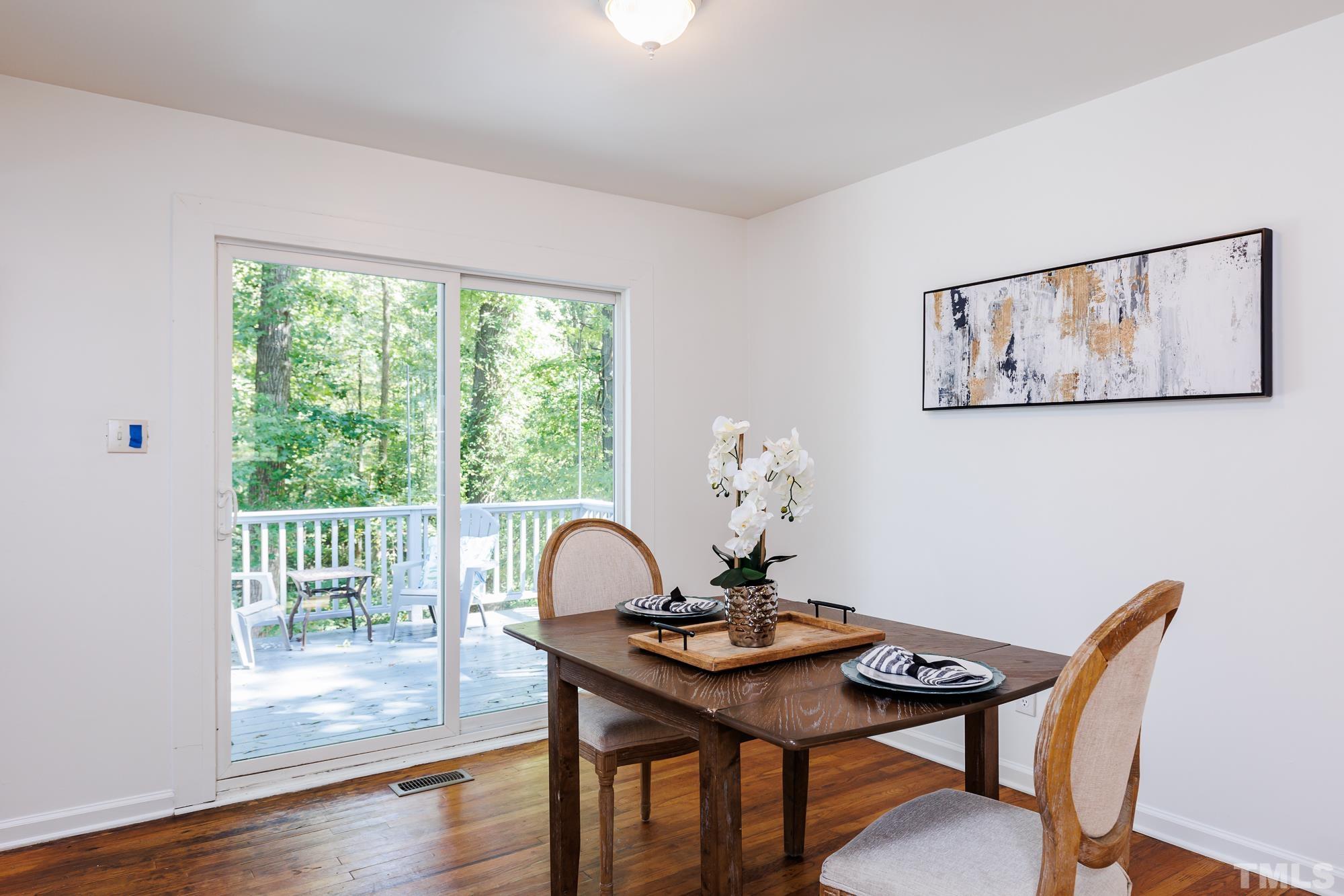 427 Ridgefield Road Chapel Hill, NC 27517 - Photo 8 of 39