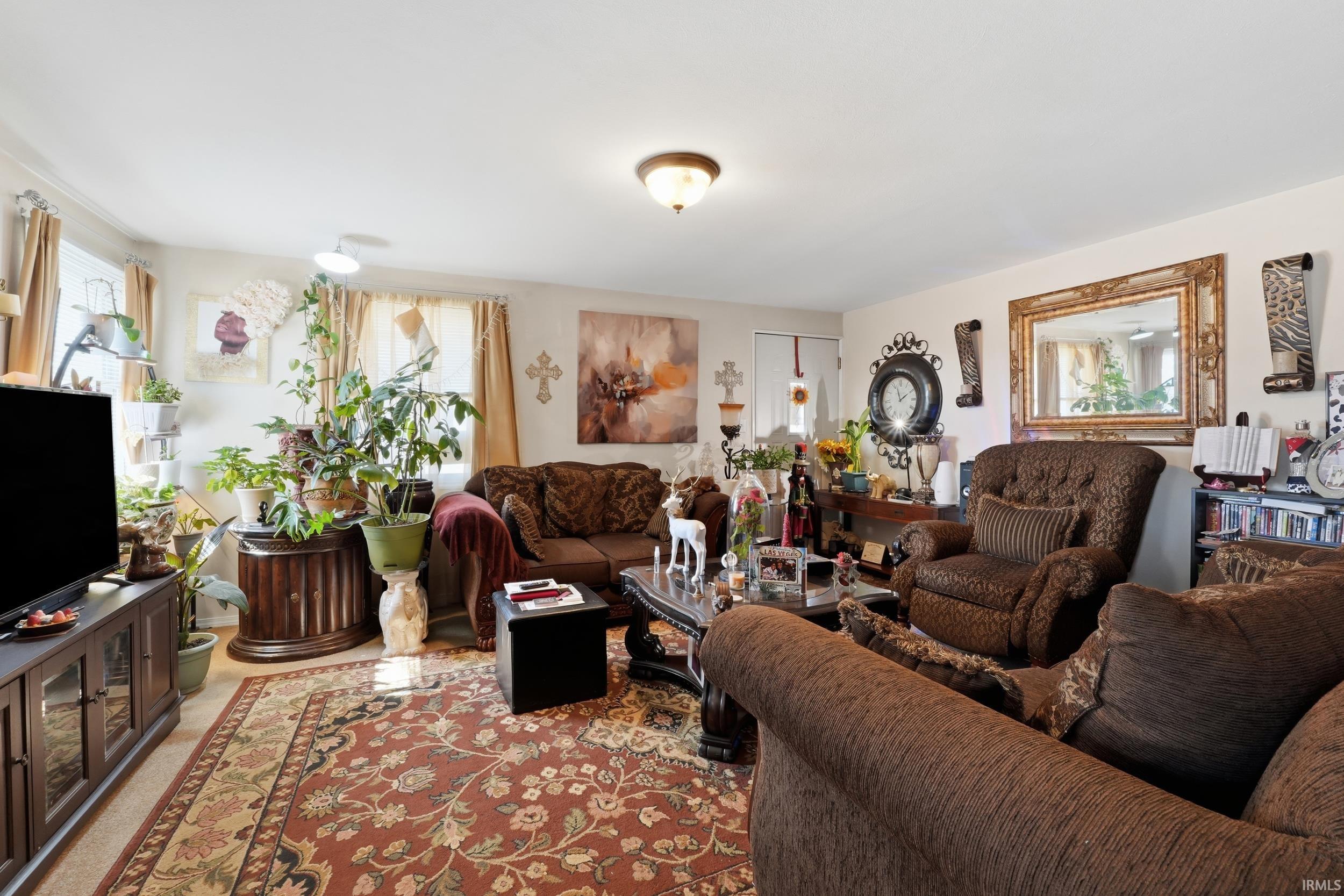 4317 Hessen Cassel Road Fort Wayne, IN 46806 - Photo 4 of 28