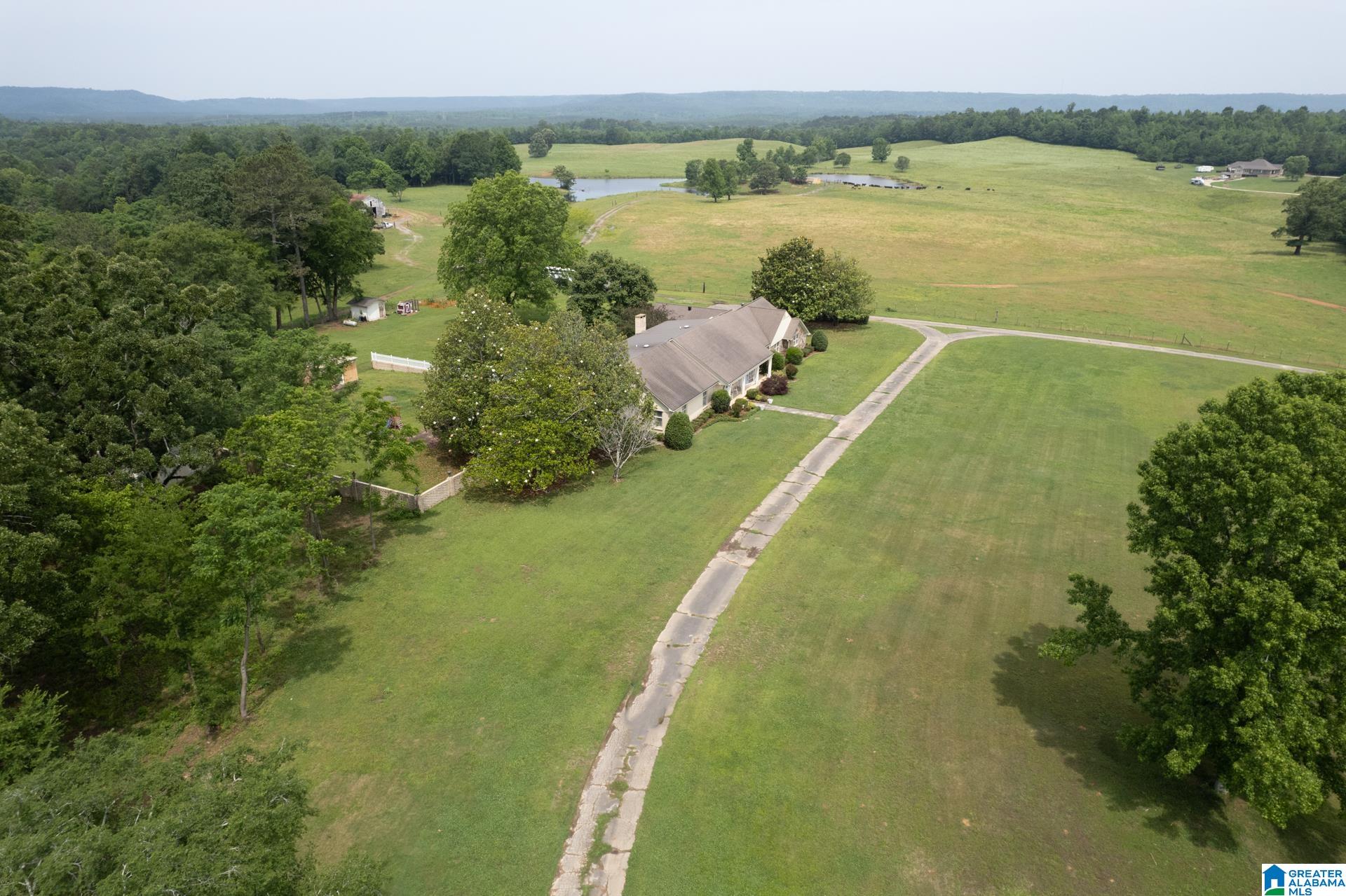 555 Ponderosa Road Hayden, AL 35079 - Photo 46 of 60