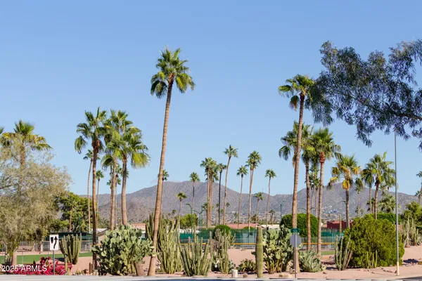 $197,000 | 5518 East Lindstrom Lane, Unit 2016, Mesa, AZ 85215