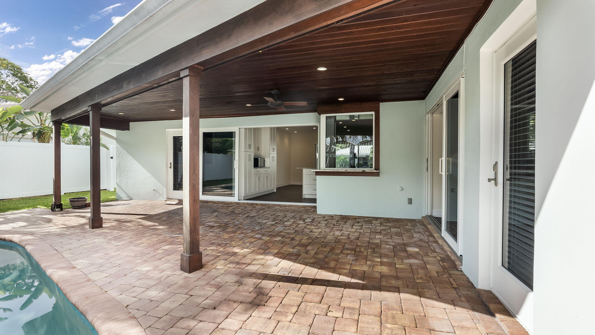 1041 Southwest 4th Street Boca Raton, FL 33486 - Photo 38 of 42 Covered Patio