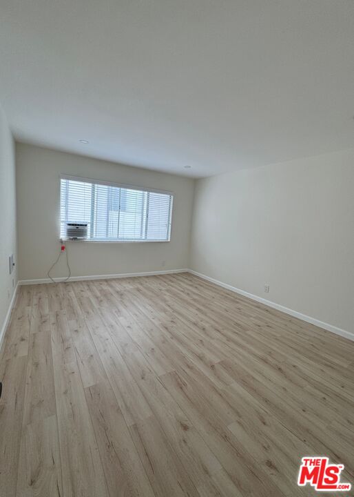 5651 North Sumner Way, Unit 309 Culver City, CA 90230 - Photo 8 of 10