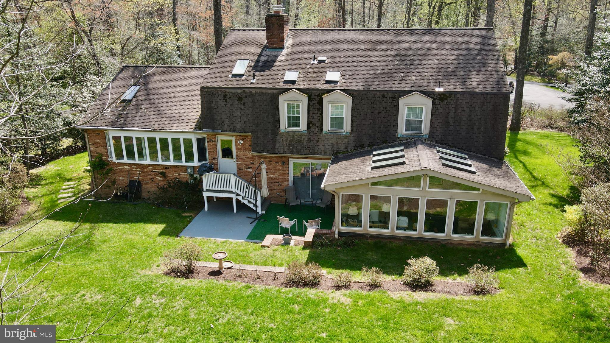 12012 Canter Lane Reston, VA 20191 - Photo 5 of 51