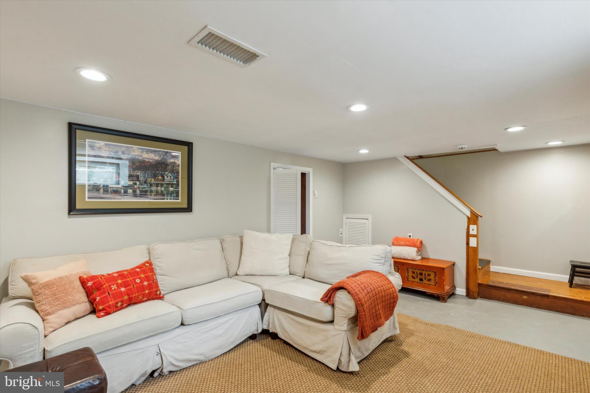 6155 Parkside Road Flourtown, PA 19031 - Photo 19 of 25