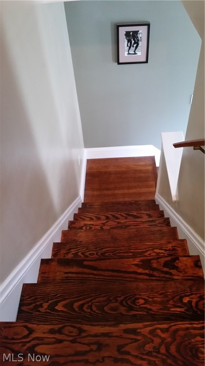 5155 Edenhurst Road Cleveland, OH 44124 - Photo 11 of 20