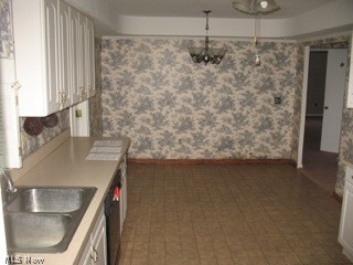6978 Oakwood Road Cleveland, OH 44130 - Photo 5 of 9