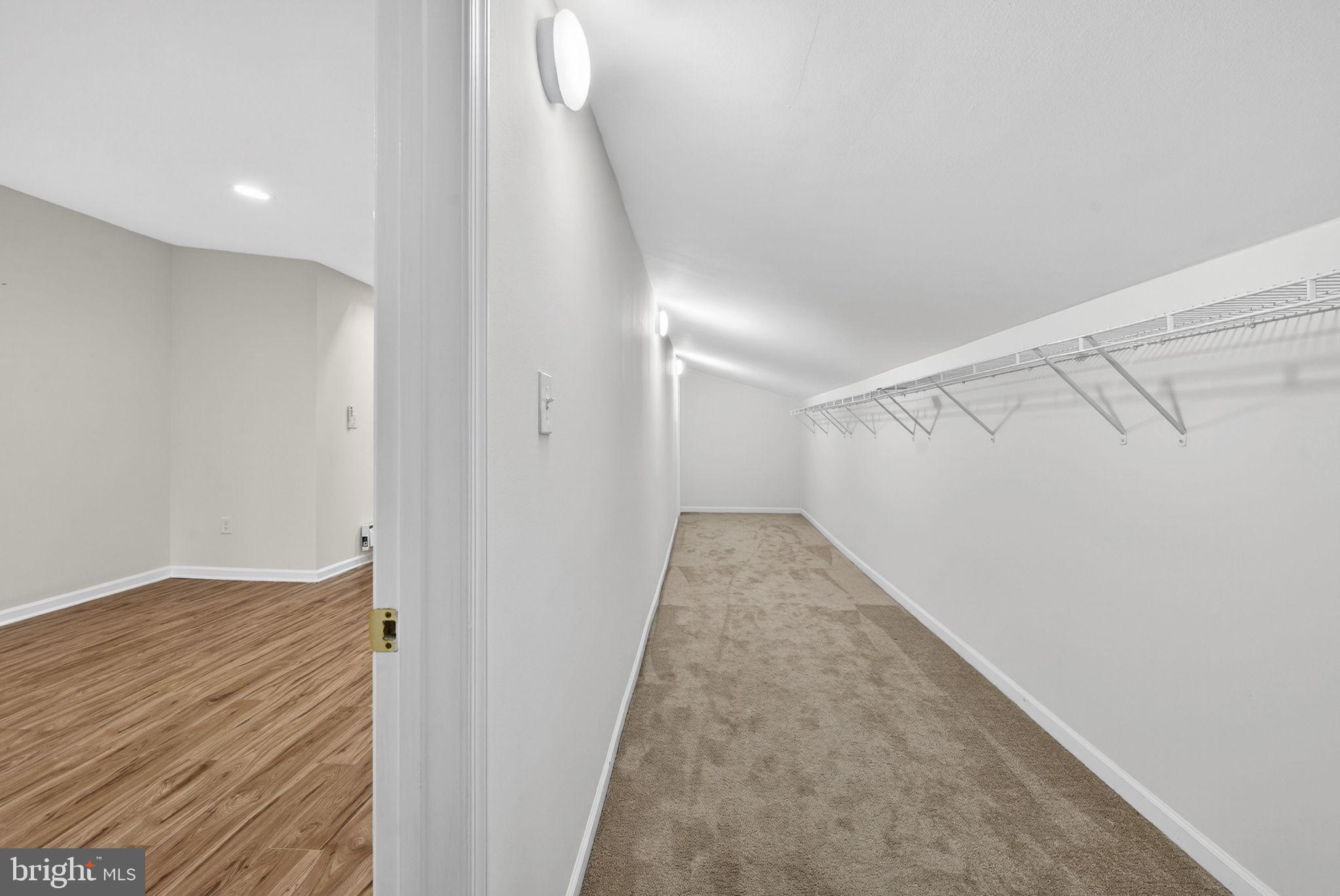 10600 Vantage Court Potomac, MD 20854 - Photo 42 of 106 Walk-in Closet