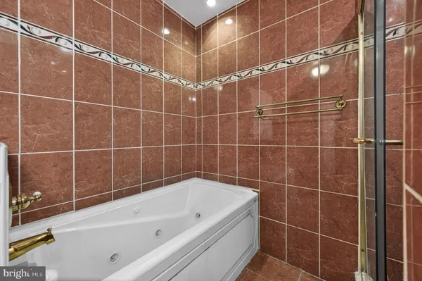 $1,360,000 | 10600 Vantage Court, Potomac, MD 20854