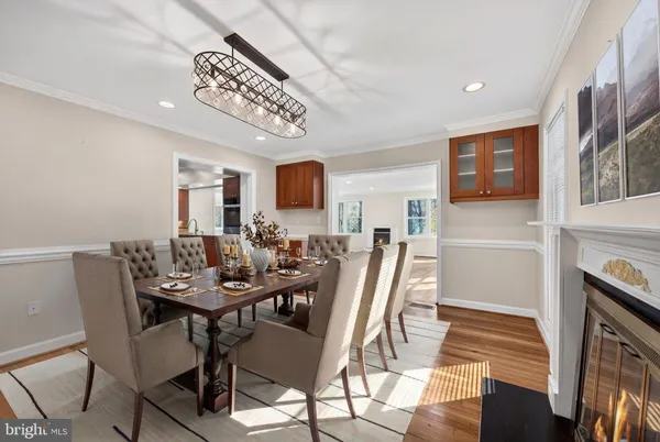 $1,360,000 | 10600 Vantage Court, Potomac, MD 20854