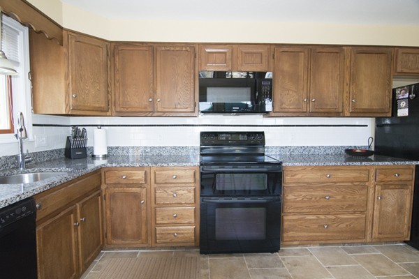 116 Park Road Charlton, MA 01507 - Photo 5 of 30 Gallery Image 5