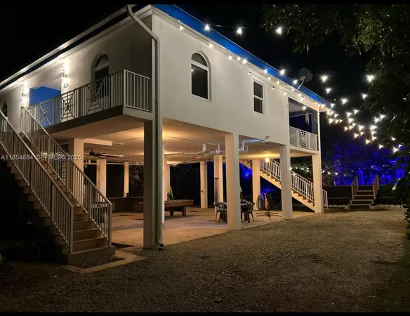$1,400,000 | 350 Hazel Street, Key Largo, FL 33037