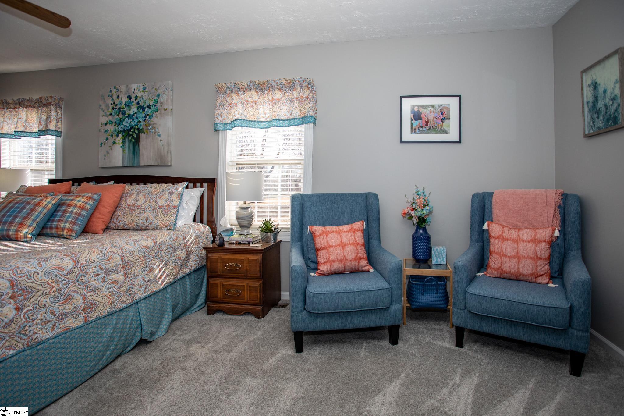 2602 Holiday Road Greer, SC 29651 - Photo 12 of 36