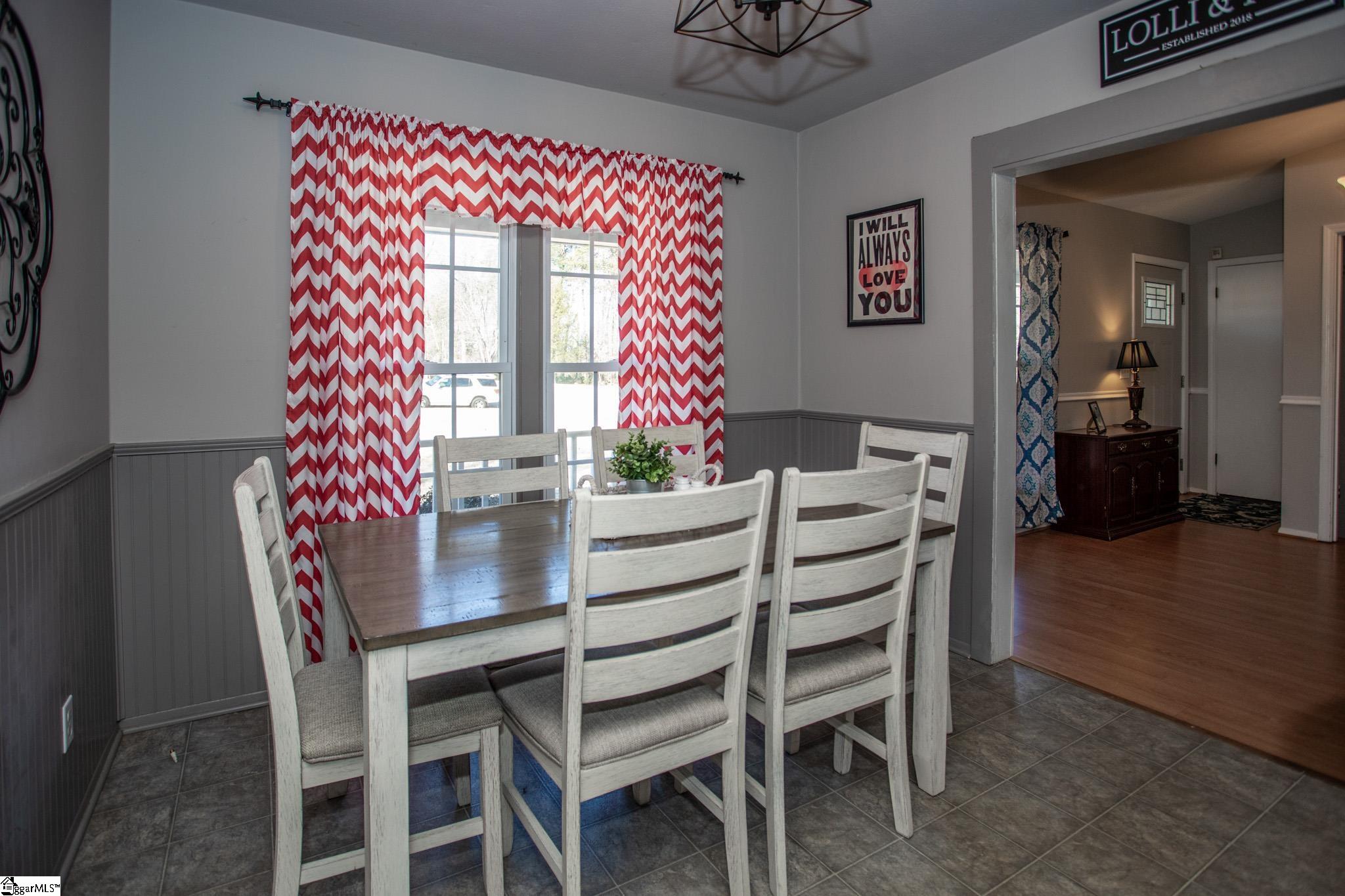 2602 Holiday Road Greer, SC 29651 - Photo 10 of 36