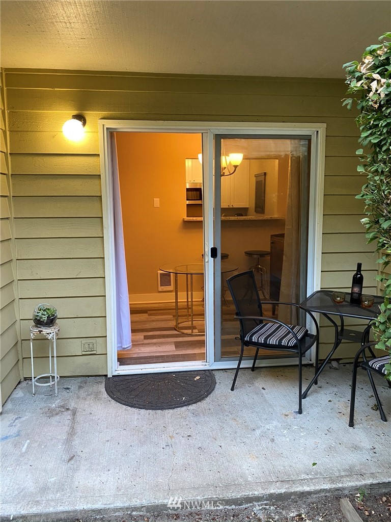 455 Newport Way Northwest, Unit 302 Issaquah, WA 98027 - Photo 17 of 17