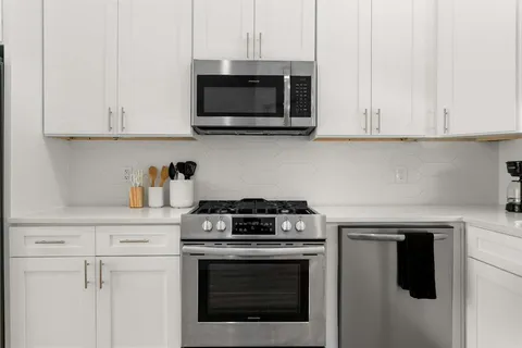 $399,500 | 4223 Delano Place, Unit 105, Dallas, TX 75204