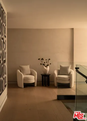 $5,295,000 | 2608 Zorada Drive, Los Angeles, CA 90046