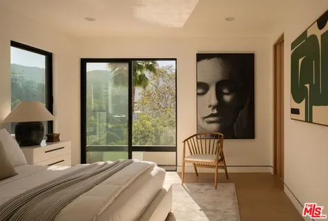 a view of entryway and hall