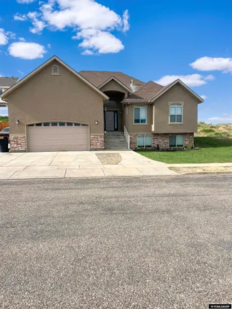 $559,900 | 155 Highridge Point, Evanston, WY 82930