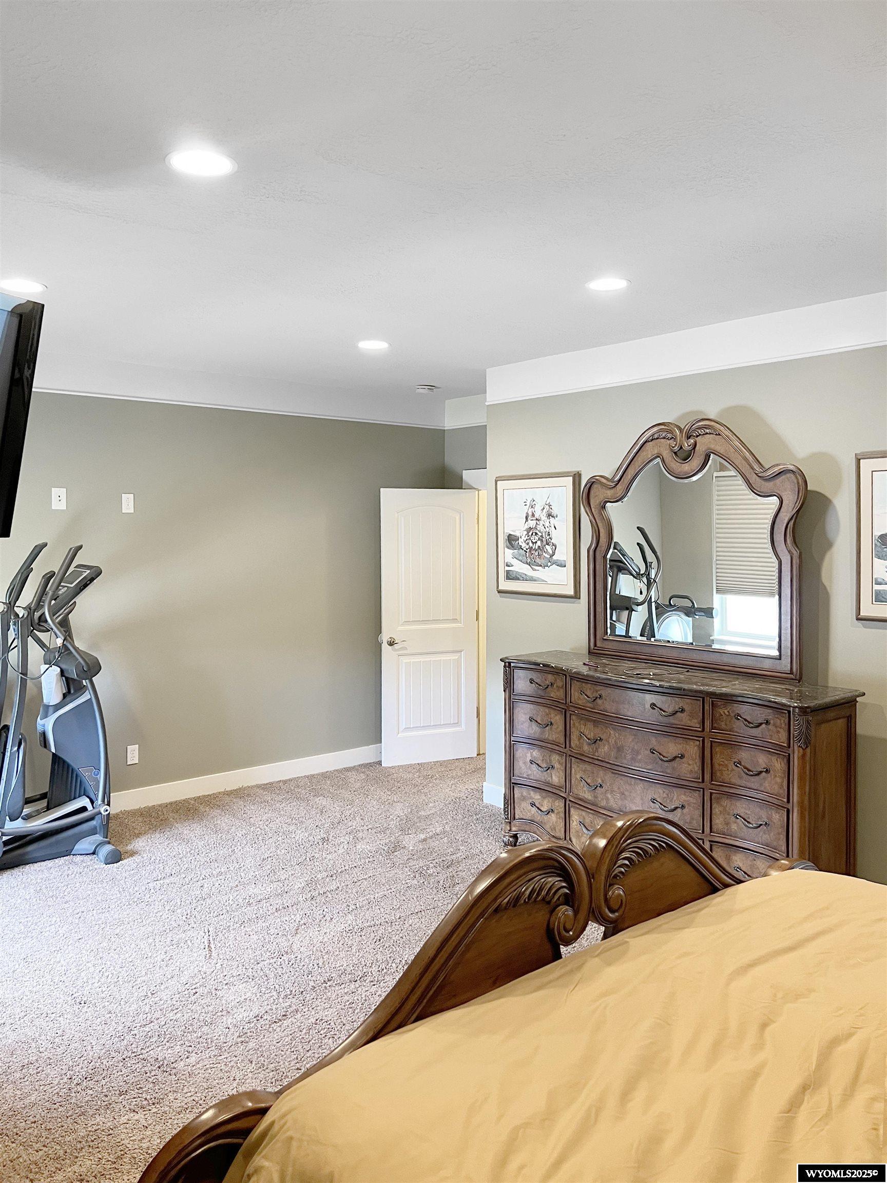 155 Highridge Point Evanston, WY 82930 - Photo 16 of 40