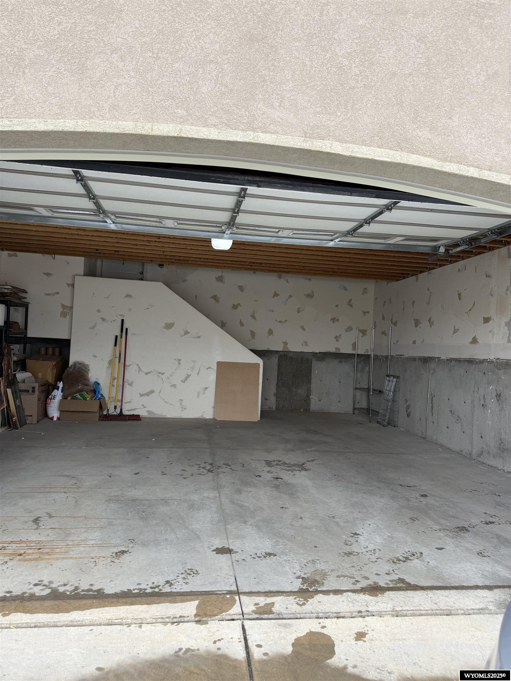 155 Highridge Point Evanston, WY 82930 - Photo 3 of 40