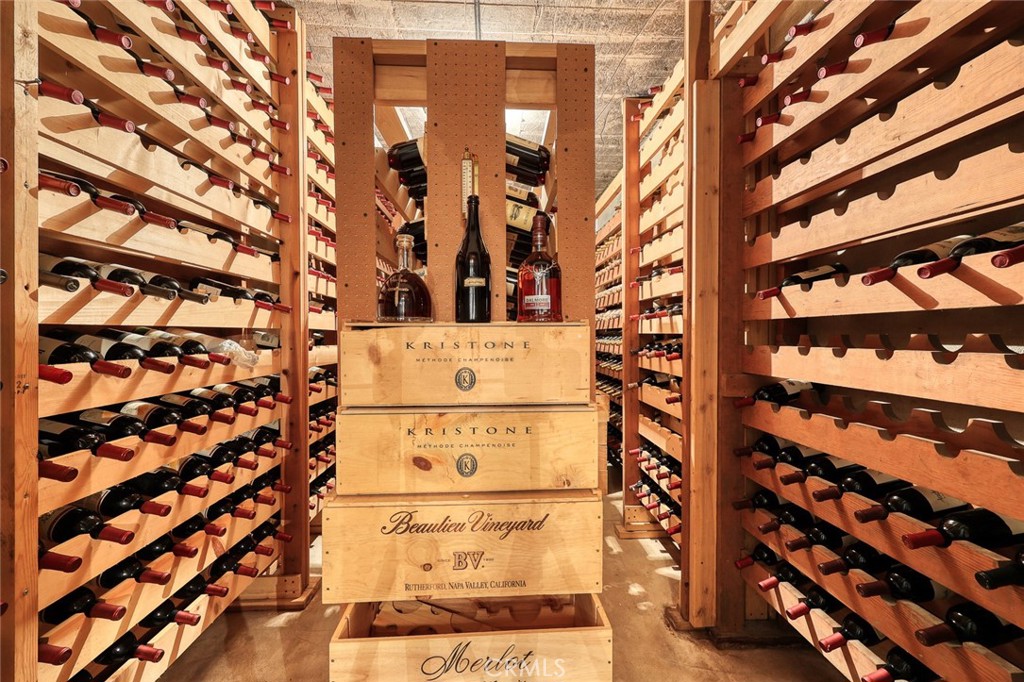 999 Rosalind Road San Marino, CA 91108 - Photo 21 of 70