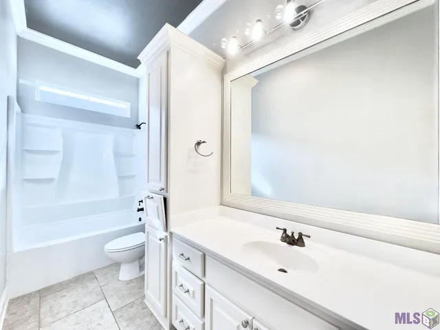 $2,850 | 6157 Breeze Point Drive, Gonzales, LA 70737