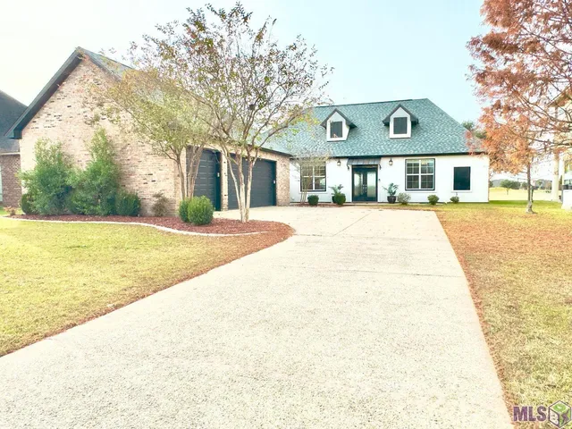 $2,850 | 6157 Breeze Point Drive, Gonzales, LA 70737