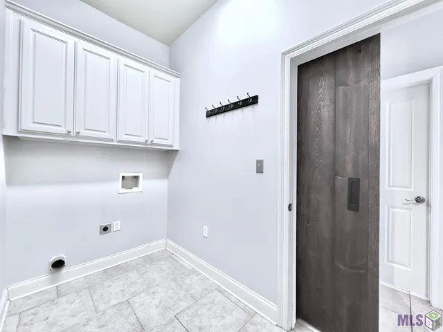 $2,850 | 6157 Breeze Point Drive, Gonzales, LA 70737