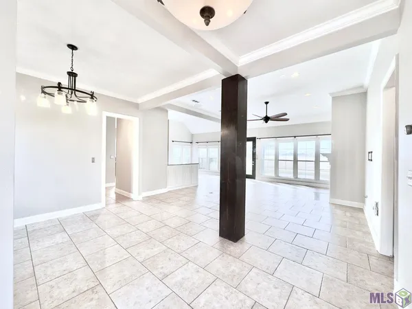 $2,850 | 6157 Breeze Point Drive, Gonzales, LA 70737