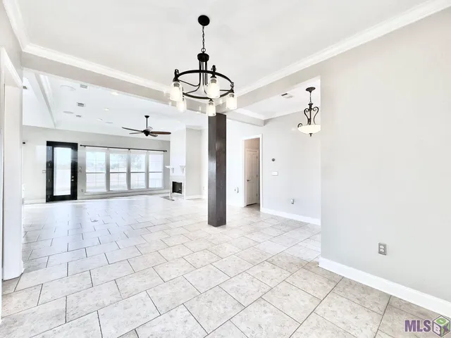 $2,850 | 6157 Breeze Point Drive, Gonzales, LA 70737
