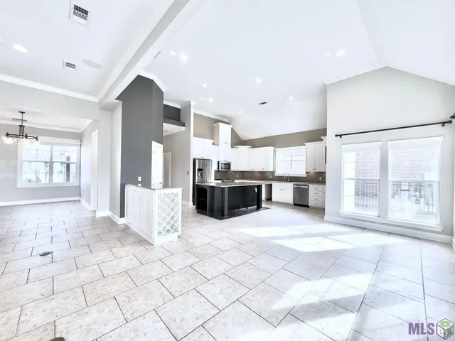 $2,850 | 6157 Breeze Point Drive, Gonzales, LA 70737