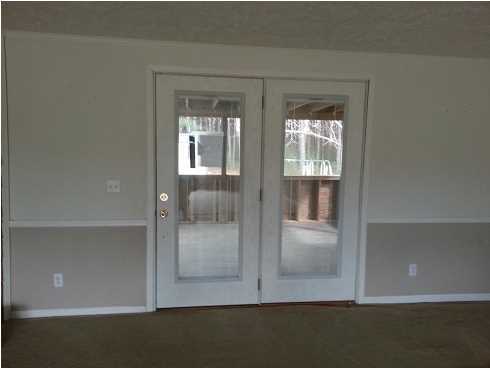 8438 County Road DeFuniak Springs, FL 32433 - Photo 8 of 10 Gallery Image 8