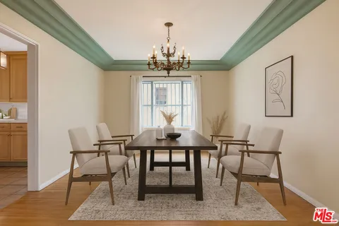 $1,995,000 | 7932 Blackburn Avenue, Los Angeles, CA 90048