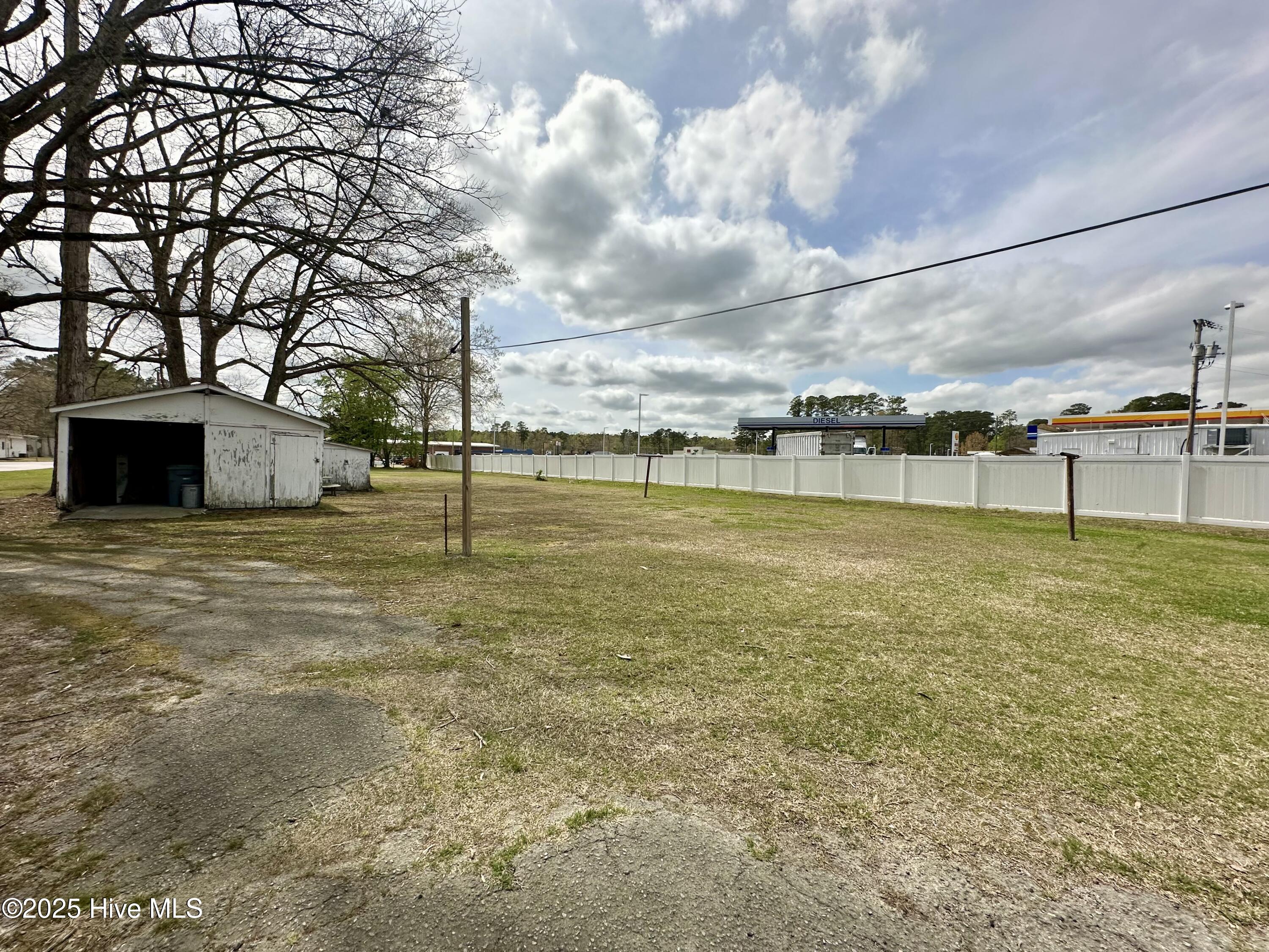 1102 Sterlingworth Street Windsor, NC 27983 - Photo 29 of 37 IMG_7741