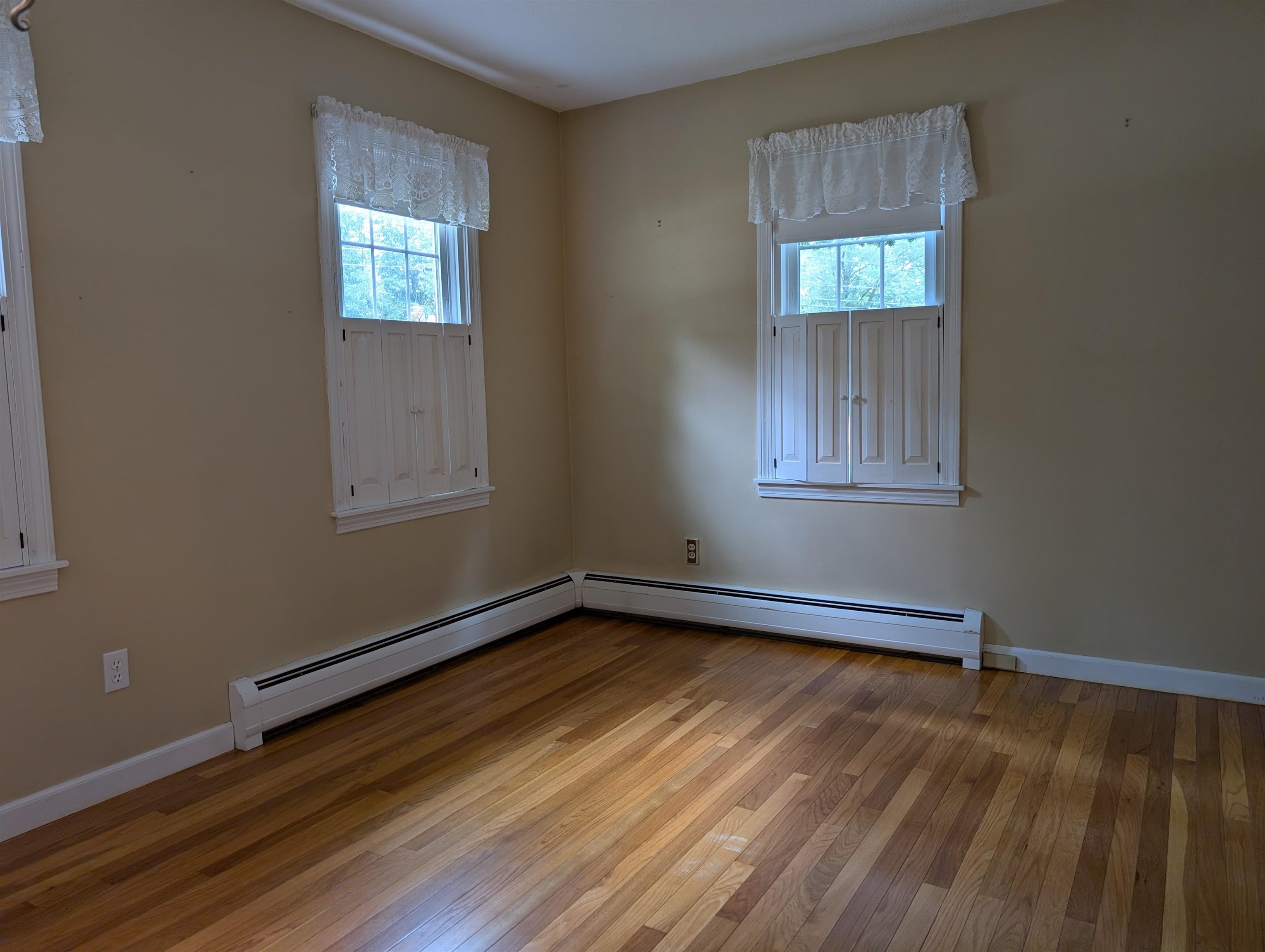 173 Amesbury Road Hopkinton, NH 03229 - Photo 18 of 34