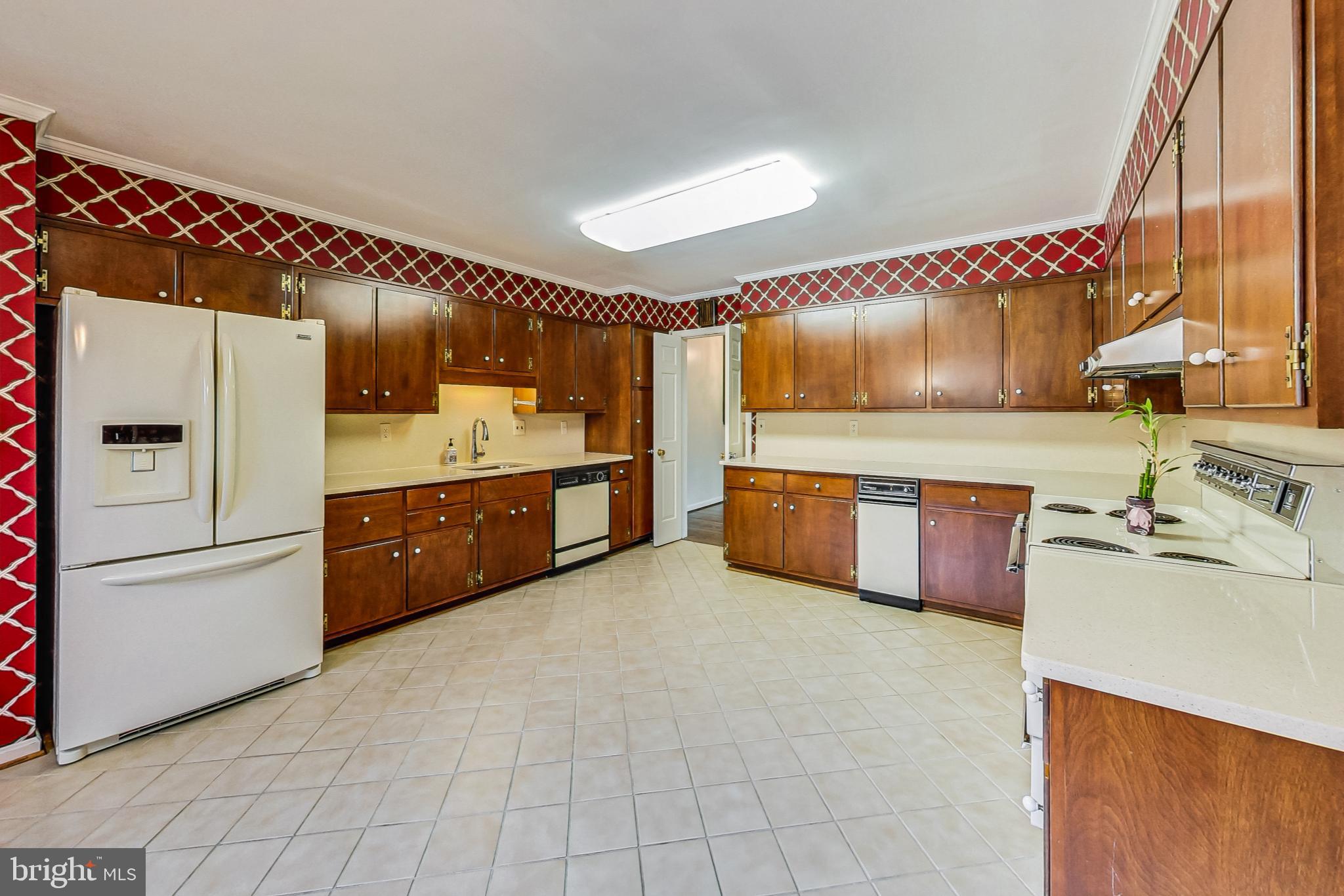 8709 Belmart Road Potomac, MD 20854 - Photo 22 of 64