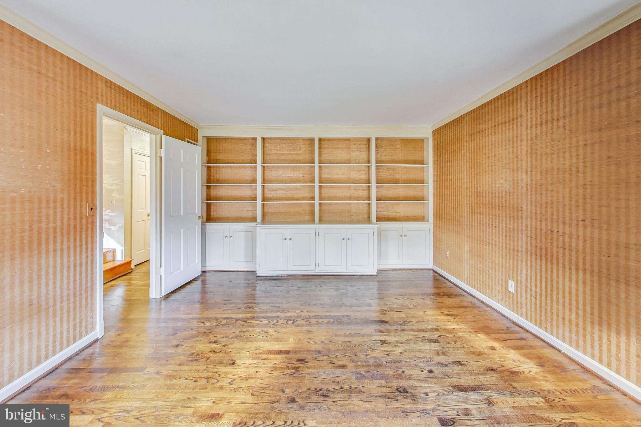 8709 Belmart Road Potomac, MD 20854 - Photo 27 of 64