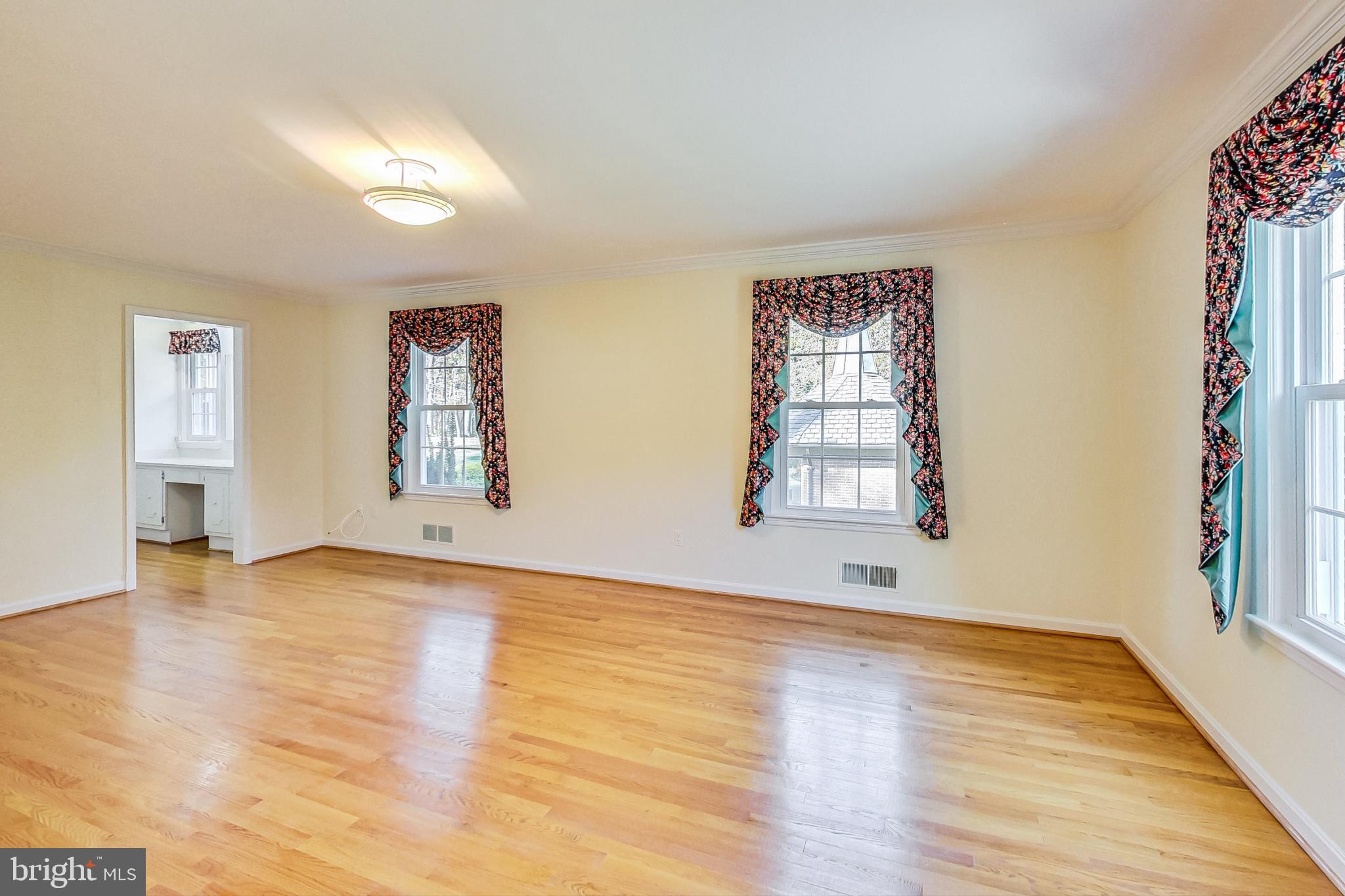 8709 Belmart Road Potomac, MD 20854 - Photo 33 of 64