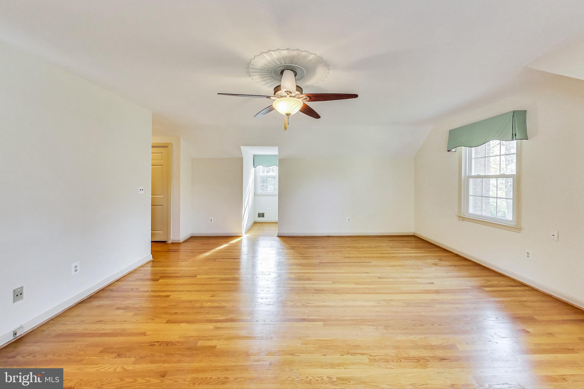 8709 Belmart Road Potomac, MD 20854 - Photo 42 of 64