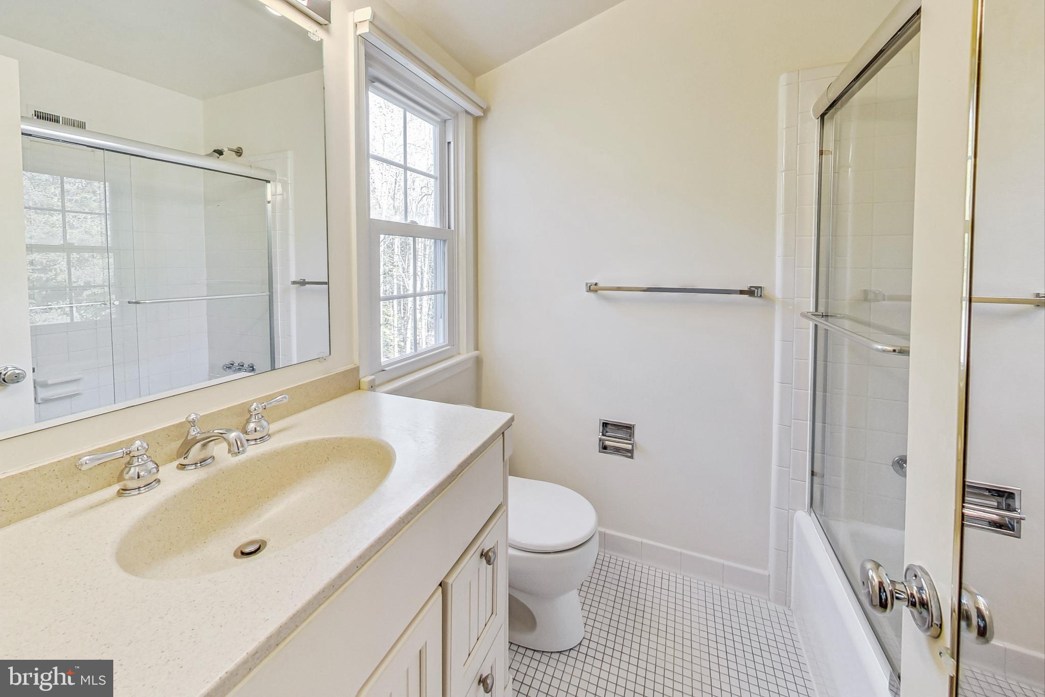 8709 Belmart Road Potomac, MD 20854 - Photo 43 of 64