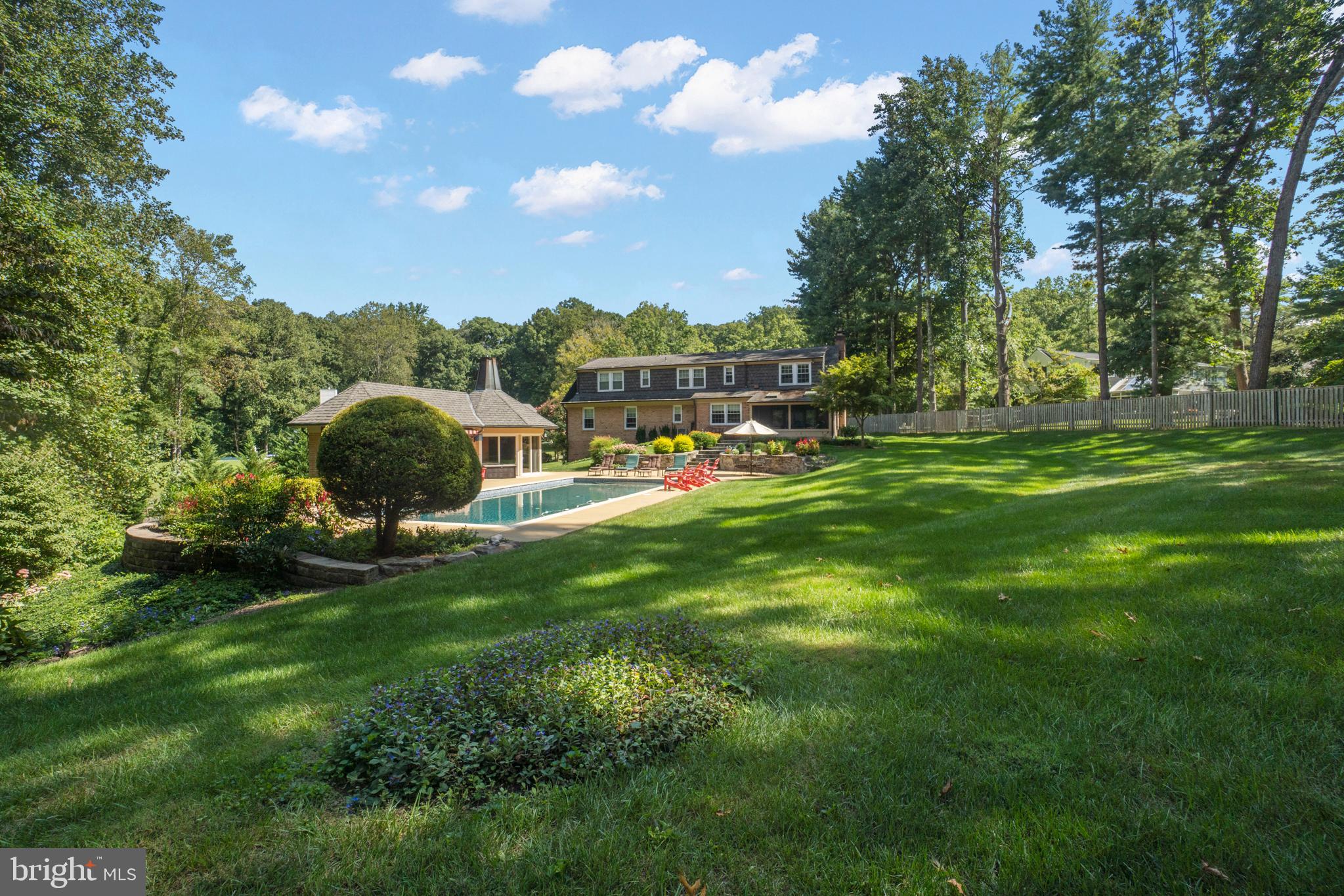 8709 Belmart Road Potomac, MD 20854 - Photo 9 of 64