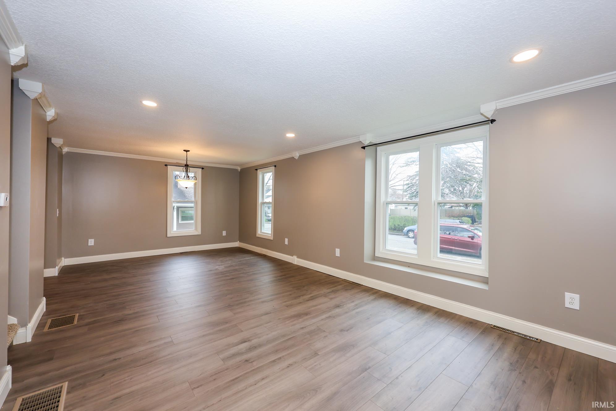 900 South Randolph Street Garrett, IN 46738 - Photo 2 of 24