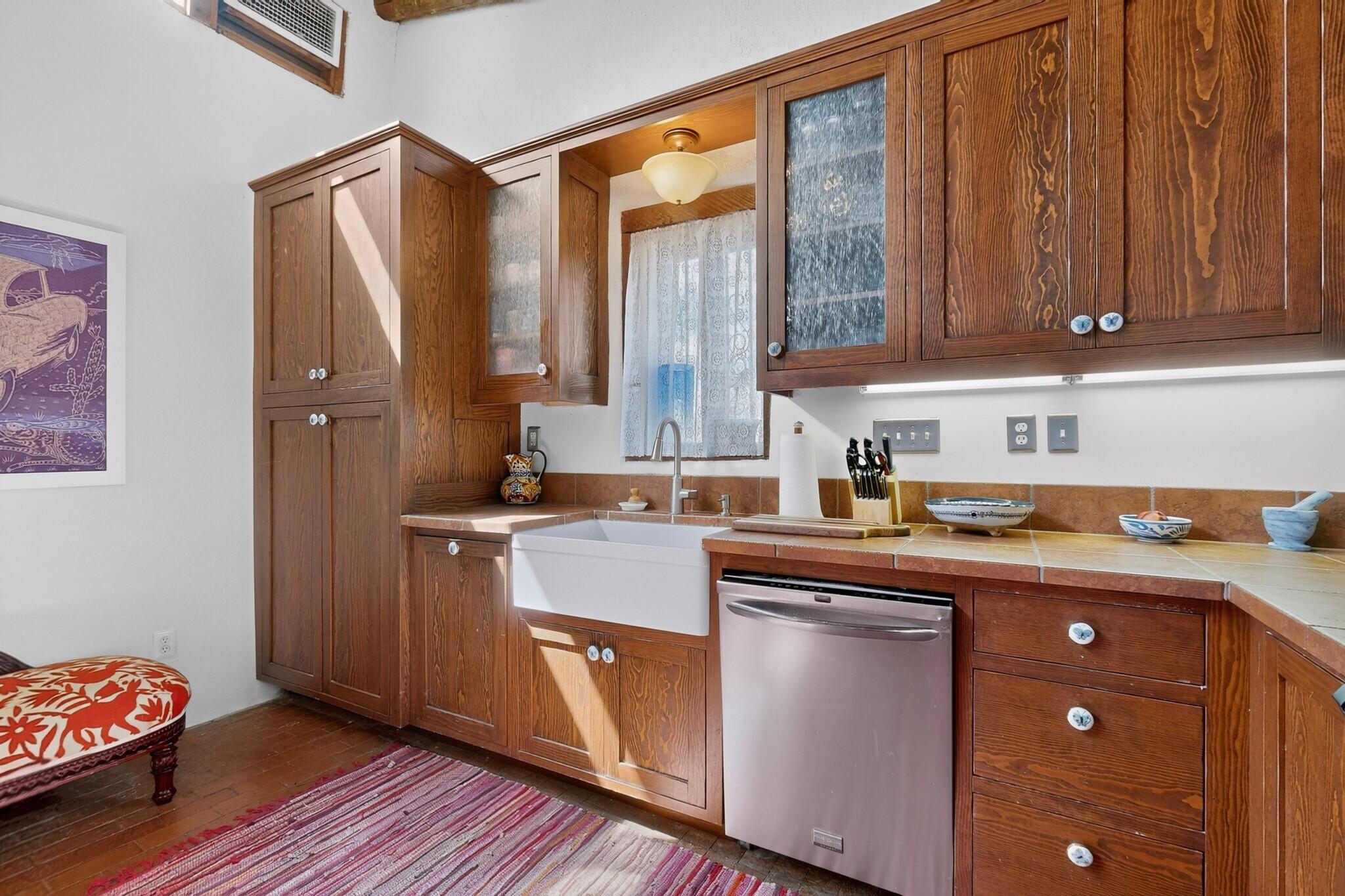 1730 Griegos Road Northwest Albuquerque, NM 87107 - Photo 10 of 45 Gallery Image 10